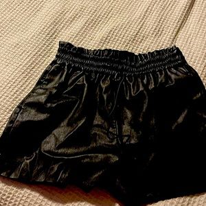 Cinched high waisted pleather shorts